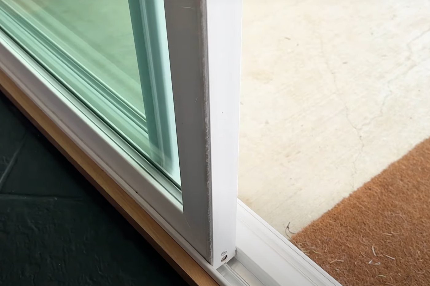 Sliding door track and roller repair Long Beach